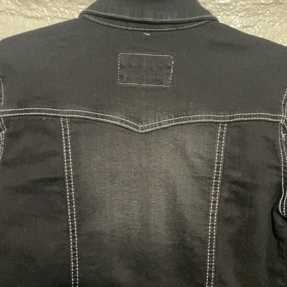 ❌SOLD❌ 🎁Holiday Sale! Now till the end of December. Amethyst Jacket - Picture 11 of 15